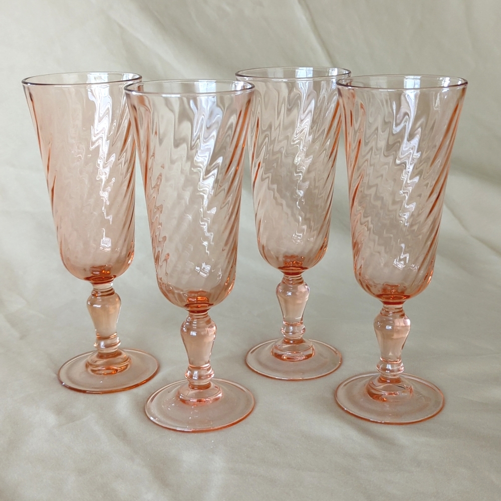 Arcoroc of France Rosaline Blush Pink Swirl Depression Glass Flutes Set …